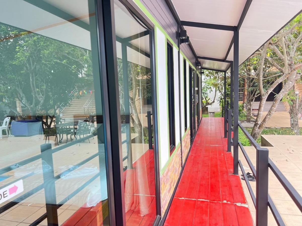 Hotel Baan Suan Khun Yaiy Ban Wang Takhrai Esterno foto
